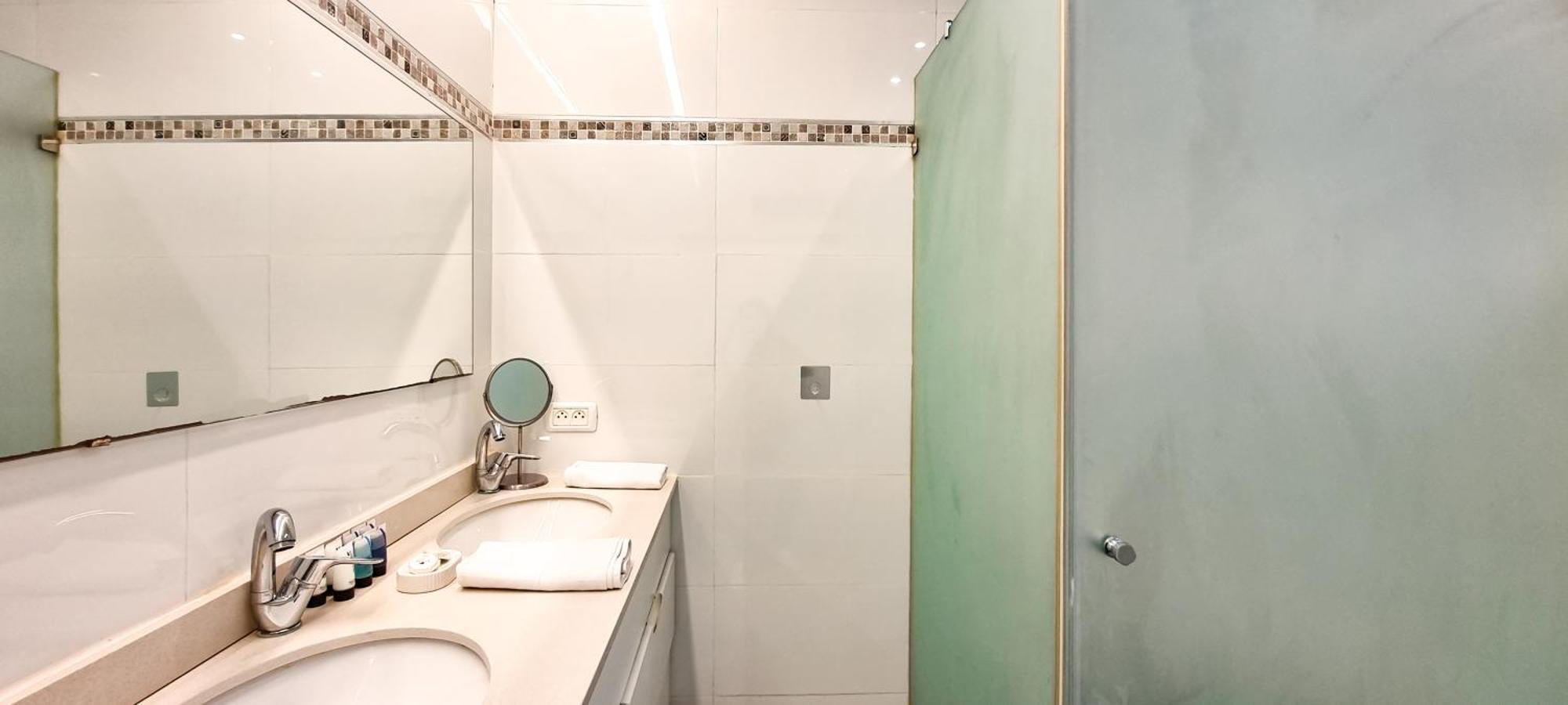 Bnb Israel Apartments - Harav Kook Lilas Tel Aviv Exterior foto